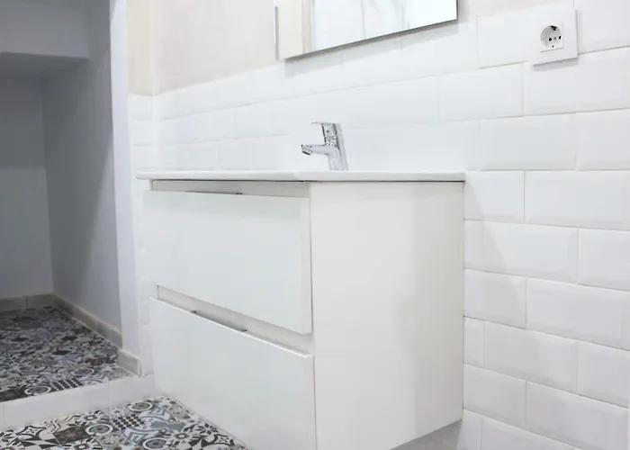 Plaza De Espana Building *