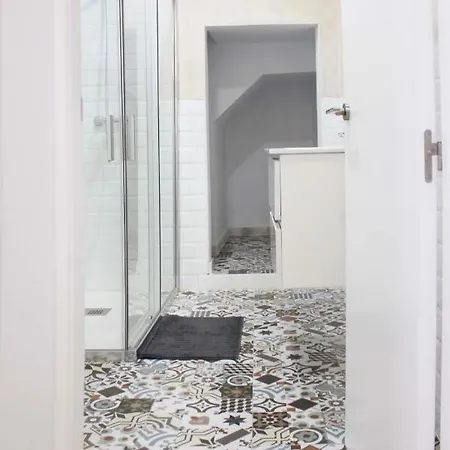 Apartamento Plaza De España Building *