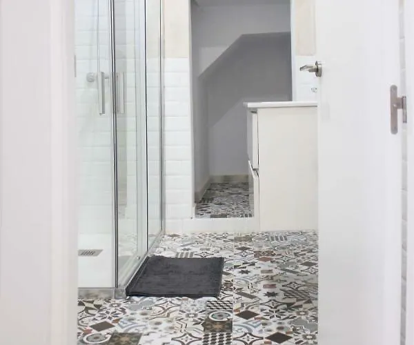 Apartment Plaza De Espana Building *