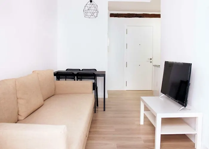 Plaza De Espana Building * קדיז